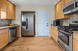 425 8th St, Imperial Beach, CA 91932 - Photo 7