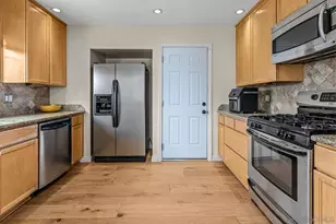 425 8th St, Imperial Beach, CA 91932 - Photo 7