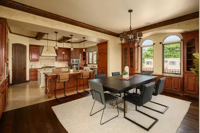  636 Wrelton Dr, La Jolla, CA 92037 - Photo 13