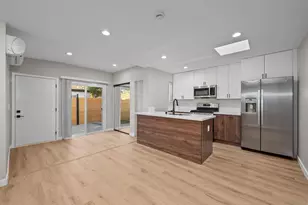 1566 Reed Ave, San Diego, CA 92109 - Photo 13
