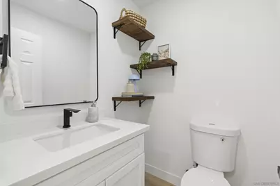  1160 Oliver Ave #B, San Diego, CA 92109 - Photo 9