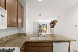16956 Laurel Hill Ln, San Diego, CA 92127 - Photo 11