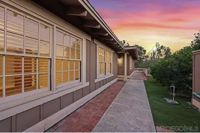  8635 Circle R Valley, Escondido, CA 92026 - Photo 19