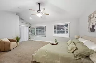 8635 Circle R Valley Ln, Escondido, CA 92026 - Photo 11