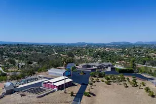 4986 San Jacinto Cir E, Fallbrook, CA 92028 - Photo 45