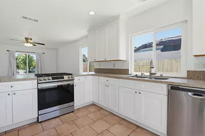  1261 Conway Dr, Escondido, CA 92027 - Photo 11