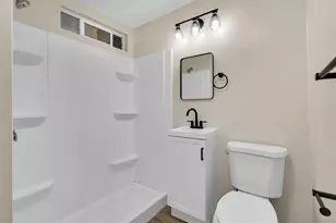 4460 Delta, San Diego, CA 92113 - Photo 17