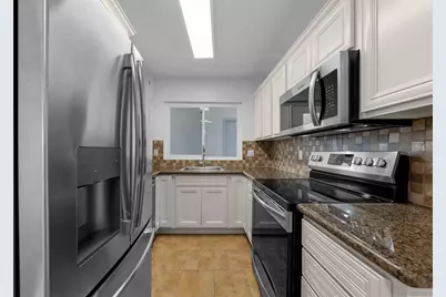  1030 Robinson Ave #202, San Diego, CA 92103 - Photo 5