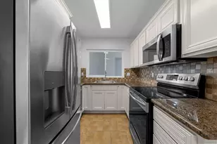 1030 Robinson Ave, San Diego, CA 92103 - Photo 5