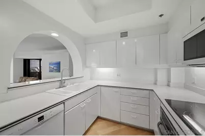  100 Harbor Drive #906, San Diego, CA 92101 - Photo 17