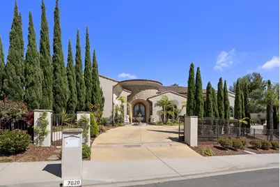  7020 El Fuerte St, Carlsbad, CA 92009 - Photo 3