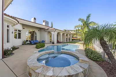  7020 El Fuerte St, Carlsbad, CA 92009 - Photo 23