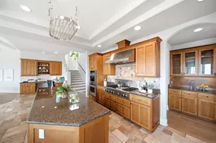 7149 Obelisco Cir, Carlsbad, CA 92009 - Photo 17