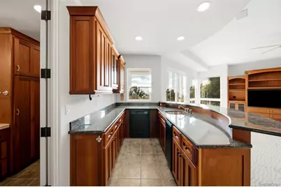  7149 Obelisco Cir, Carlsbad, CA 92009 - Photo 37