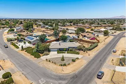  12450 Algonquin Rd, Apple Valley, CA 92308 - Photo 51