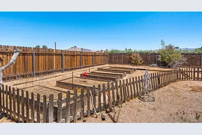  12450 Algonquin Rd, Apple Valley, CA 92308 - Photo 43