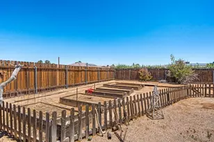 12450 Algonquin Rd, Apple Valley, CA 92308 - Photo 43