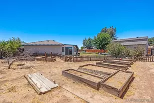 12450 Algonquin Rd, Apple Valley, CA 92308 - Photo 43