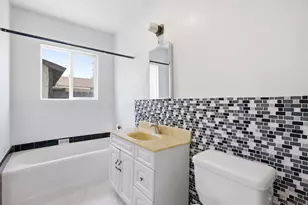 426 E Ave, National City, CA 91950 - Photo 19