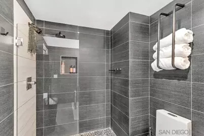  1080 Park Blvd #701, San Diego, CA 92101 - Photo 29