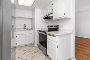 4240 Menlo Ave, San Diego, CA 92115 - Photo 9