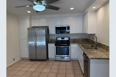  10873 Caravelle Pl, San Diego, CA 92124 - Photo 9