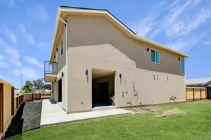 303 Sears Ave, San Diego, CA 92114 - Photo 5