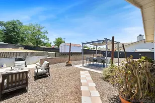 1500 S Citrus Ave, Escondido, CA 92027 - Photo 21