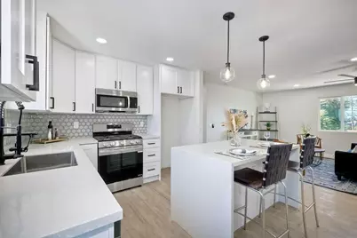  560 11th St, Imperial Beach, CA 91932 - Photo 1