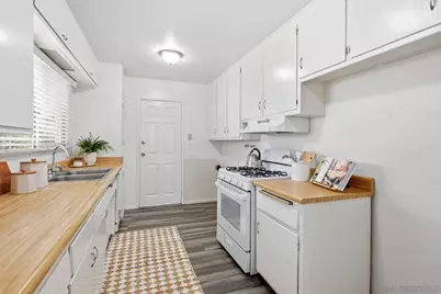  5001 Barstow Street, San Diego, CA 92117 - Photo 19