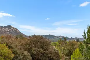 25950 Kaywood Dr, Escondido, CA 92026 - Photo 9