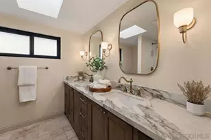 8390 Cliffridge, La Jolla, CA 92037 - Photo 27