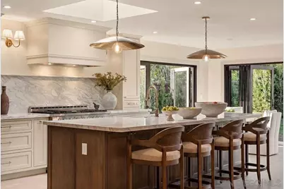  8390 Cliffridge, La Jolla, CA 92037 - Photo 17