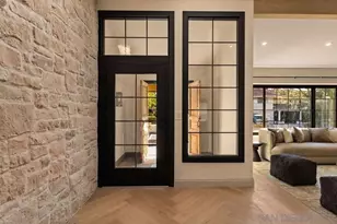 8390 Cliffridge, La Jolla, CA 92037 - Photo 9