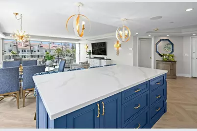  1710 Avenida Del Mundo #209, Coronado, CA 92118 - Photo 5