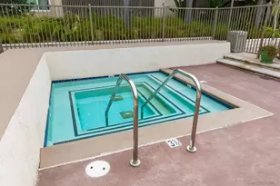 8529 Villa La Jolla Dr, La Jolla, CA 92037 - Photo 23