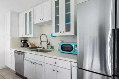  8529 Villa La Jolla Dr #E, La Jolla, CA 92037 - Photo 3