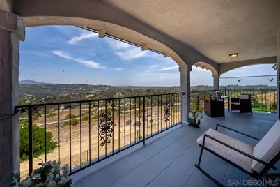 7087 Rancho Santa Fe View Ct., Rancho Santa Fe, CA 92067 - Photo 19