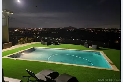  7087 Rancho Santa Fe View Ct., Rancho Santa Fe, CA 92067 - Photo 11