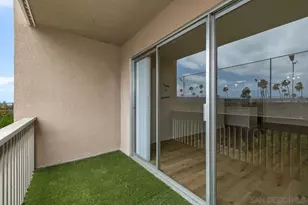 1855 Diamond, San Diego, CA 92109 - Photo 31