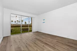 1855 Diamond, San Diego, CA 92109 - Photo 17