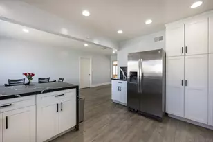1840 Locust St, San Diego, CA 92106 - Photo 5