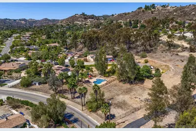  26138 Wyndemere, Escondido, CA 92026 - Photo 45