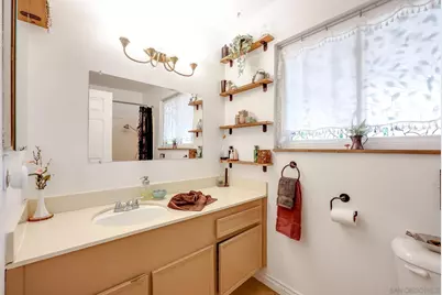  10654 Holborn Ct, Santee, CA 92071 - Photo 23