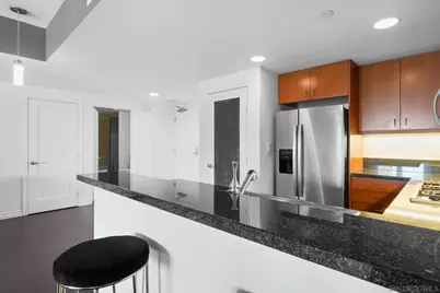  875 G St #512, San Diego, CA 92101 - Photo 5