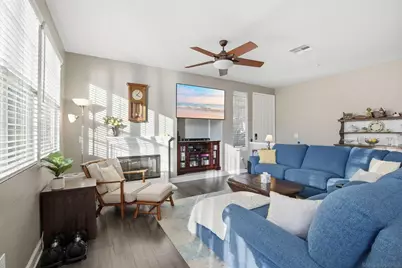  293 Reef Point Way Unit 5, Oceanside, CA 92058 - Photo 5