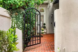 9753 Keeneland Row, La Jolla, CA 92037 - Photo 3