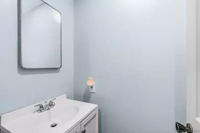  125 Encanto Dr., Escondido, CA 92027 - Photo 9
