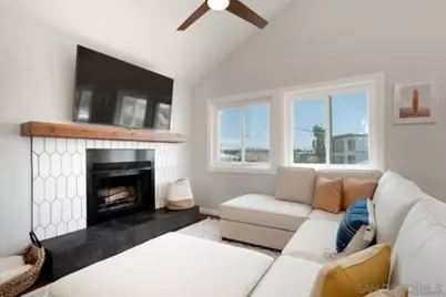  1470 Evergreen, San Diego, CA 92106 - Photo 7