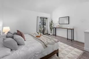 2726 Ariane Dr, San Diego, CA 92117 - Photo 15